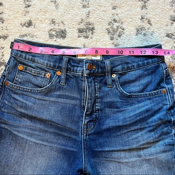 Madewell Denim Cut-Off Shorts - Picture 13 of 15